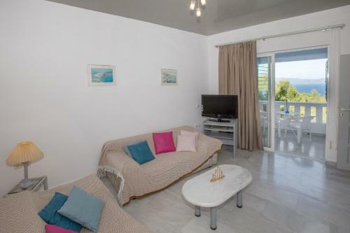 Villa Dream View In Theologos By Ghh