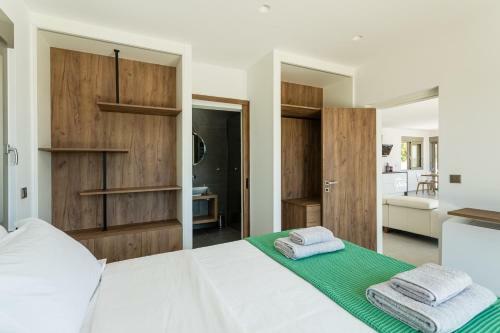 Villa Manitennisvillas