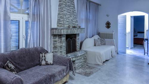 Carpos Apartments
