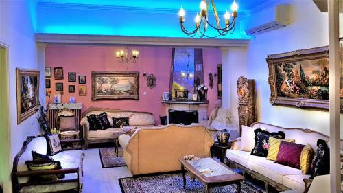 Carpos Apartments