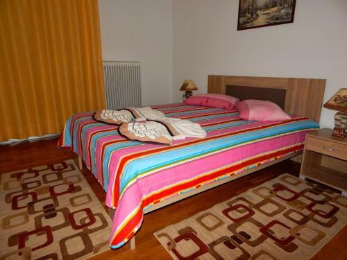 Cozy Apartment For 2-5 People-center Tripoli 1