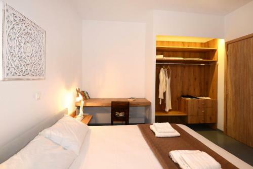 Lalari Beach Suites