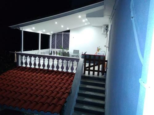 Despina House Ermones