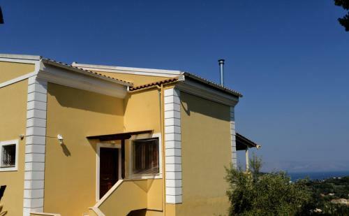 Viros Holiday House