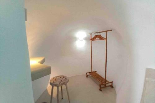 Rakomelo Cave - Newly Renovated 100 Year Old Cave