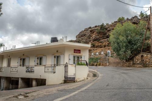 Apartamento Traditional Family Guest House Idi