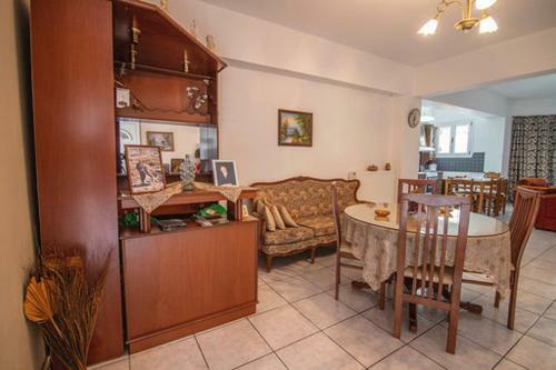Apartamento Traditional Family Guest House Idi
