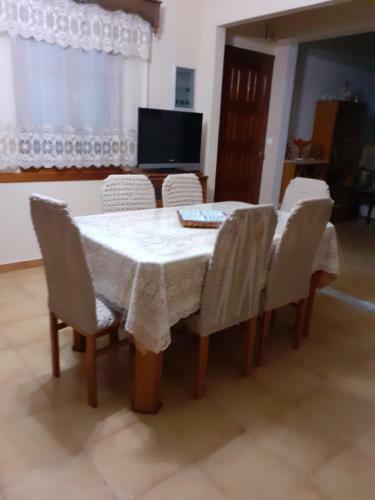 Aperi Village House