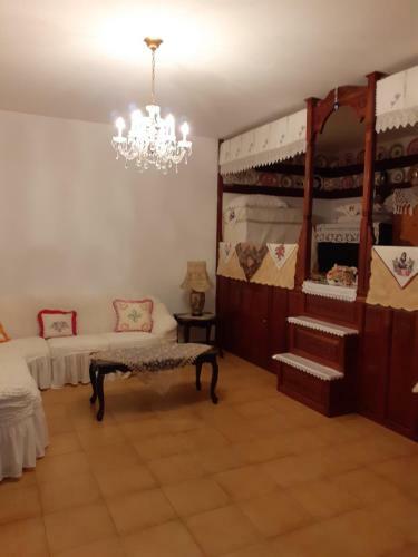 Aperi Village House