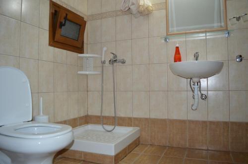Hostal ??????? ?????? - Pansion Fedra