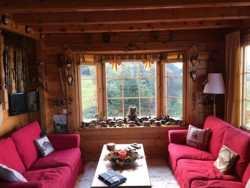Vytina Log House