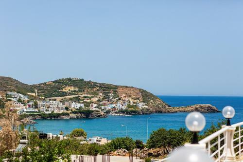 Promitheas Villa, Sea Side Resort!