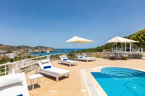 Promitheas Villa, Sea Side Resort!
