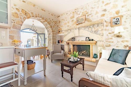 Stonehouse South Crete