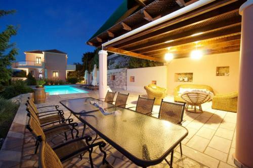 Apartamento Elli's Luxury Houses Petani Beach