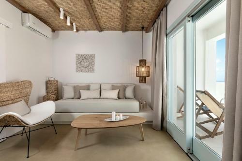 Santo Bloom Luxury Villas