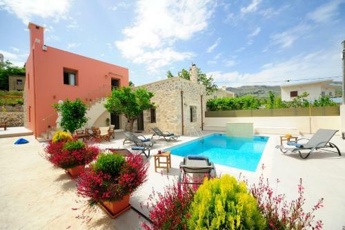 Hawk Villa, Nature Essence!