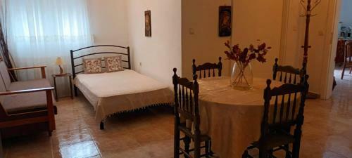 Amazing Country House At An Olive Grove