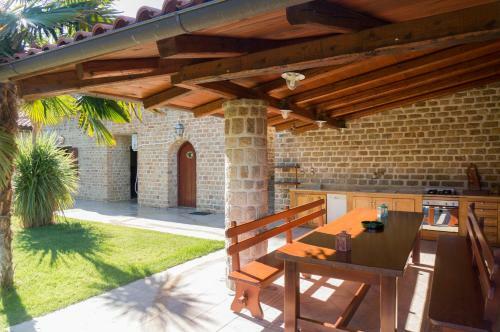 Villa Writers' Retreat In Xilokastro