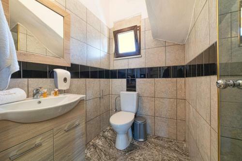 Asfendamos Villas