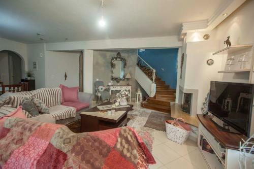 Villa Dina's House