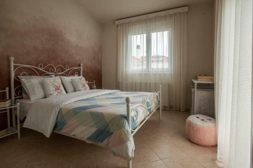Villa Dina's House