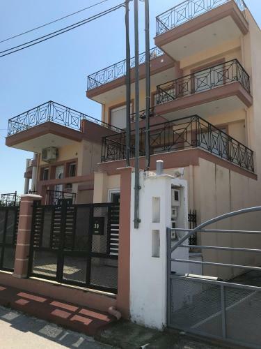 Apostolia Lux Apartments