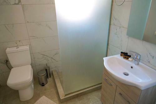 Charikleia's 1st Floor Appartment In Pelion