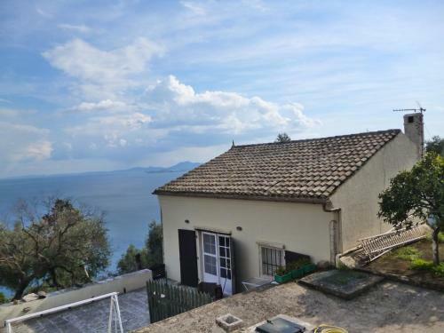 Tsoupis Farm House