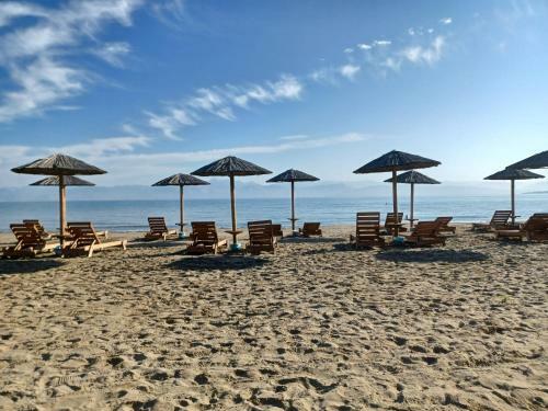 Sklavenitis Panoramic Seaview Beach Apartment