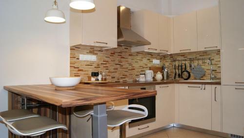 Brand New Luxury Apartment