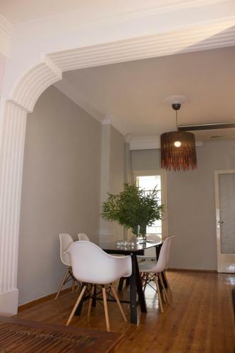 Central Luxury Apartment At Proxenou Koromila