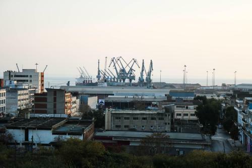 Port View Apartment
