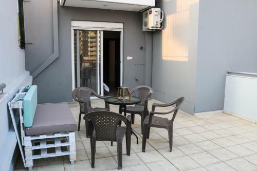 Port View Apartment