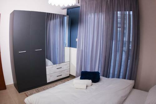 Port View Apartment