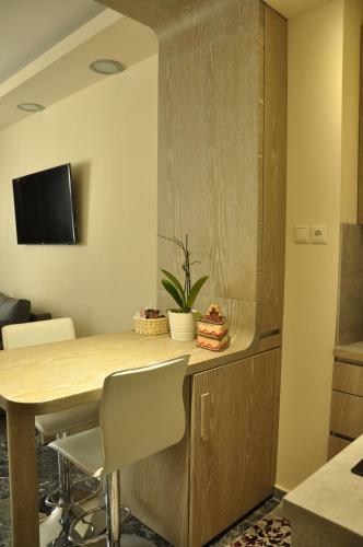 Apartamento Agias Sofias Street Luxurious Studio