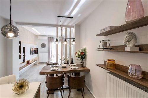 Metro Apartment