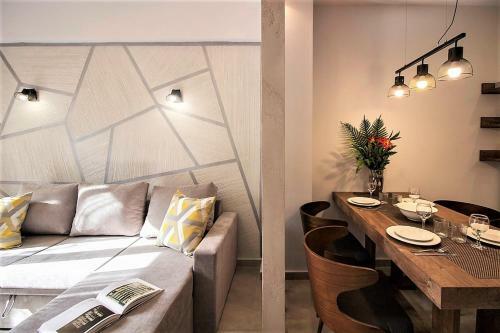 Metro Apartment