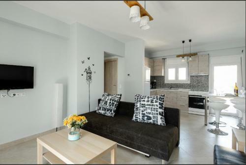 Bright Spacious Two-bedroom Apartment