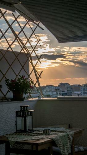 Top Floor Apartment At The City Center