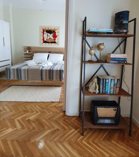 Urban Chic Apartment