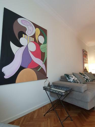 Urban Chic Apartment