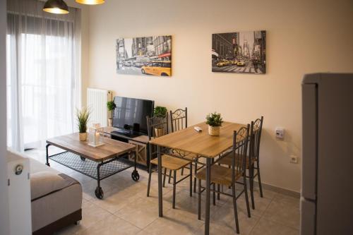Kosmos Service Apartment Open View 2