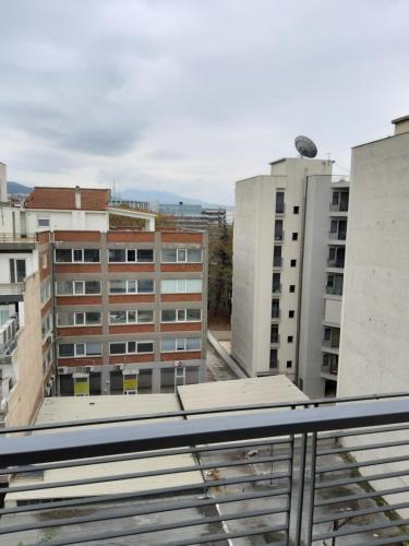 Kosmos Service Apartment Open View 2
