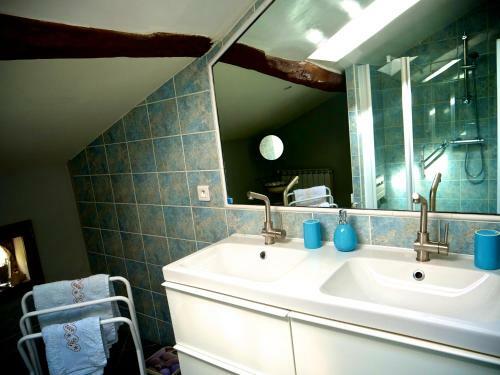 Hostal La Dor�pontaise