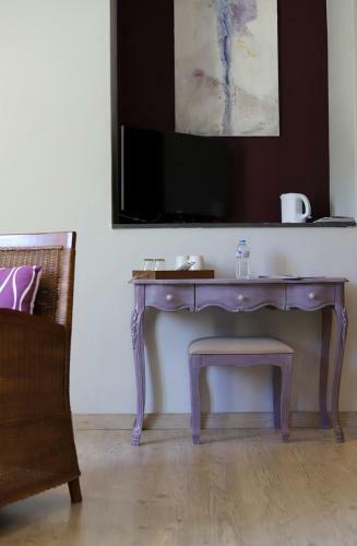Hostal La Dor�pontaise
