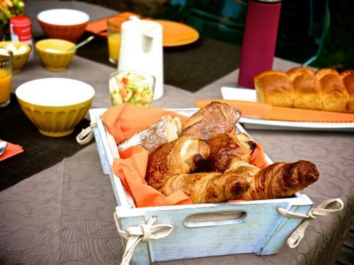 Hostal La Dor�pontaise