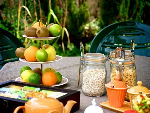Hostal La Dor�pontaise