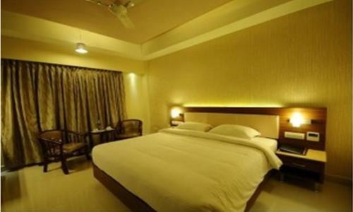 Hotel Ragavendra Residency