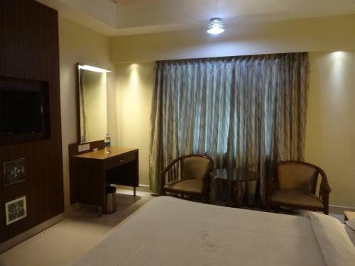Hotel Ragavendra Residency